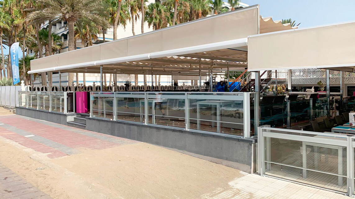 Mamparas cristal hostelería Bilbao Bizkaia Arranz