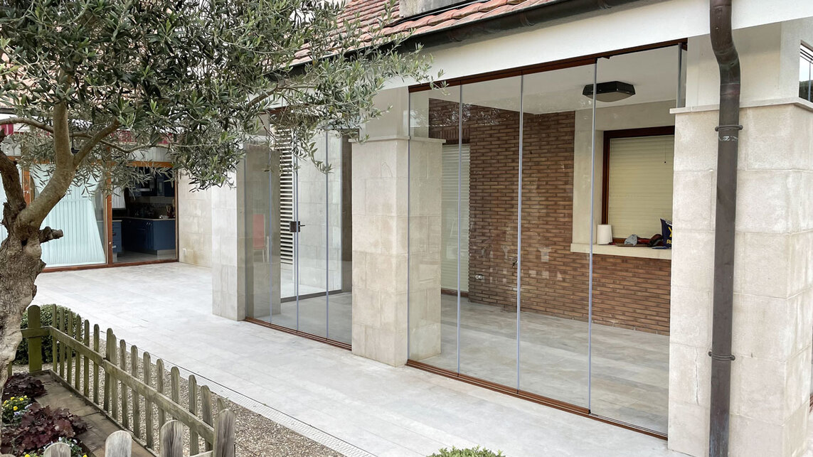 Cortinas de cristal plegables terraza Bilbao