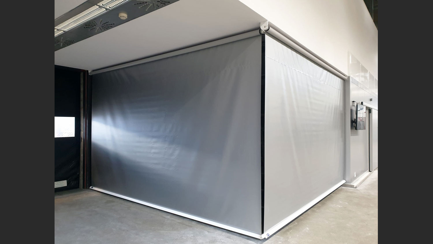 Cortinas separadoras para industria Bilbao Bizkaia