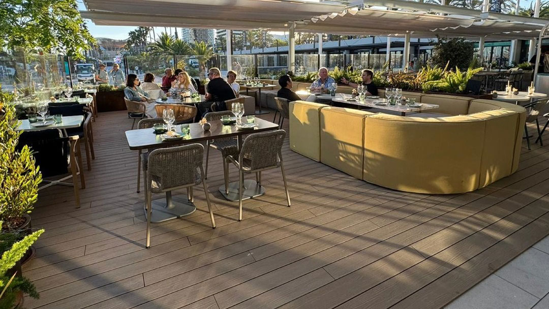 Suelos técnicos exterior hostelería Bilbao Bizkaia